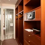 La Des Trois Couronnes