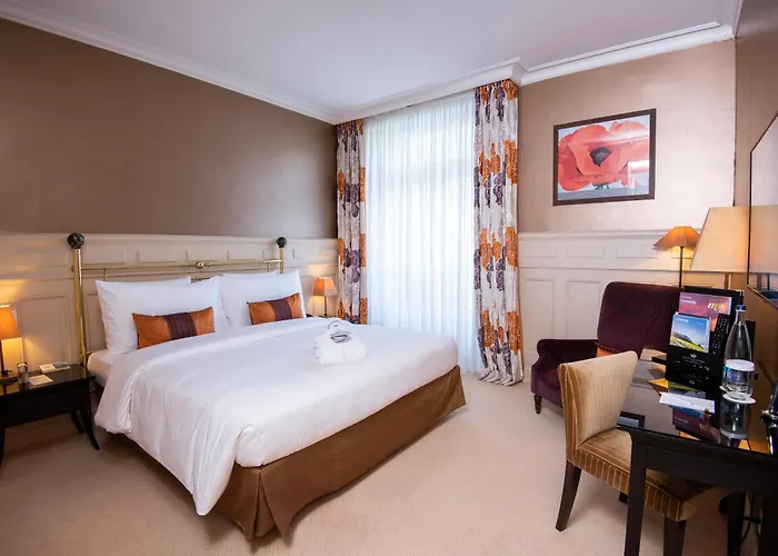 La Des Trois Couronnes