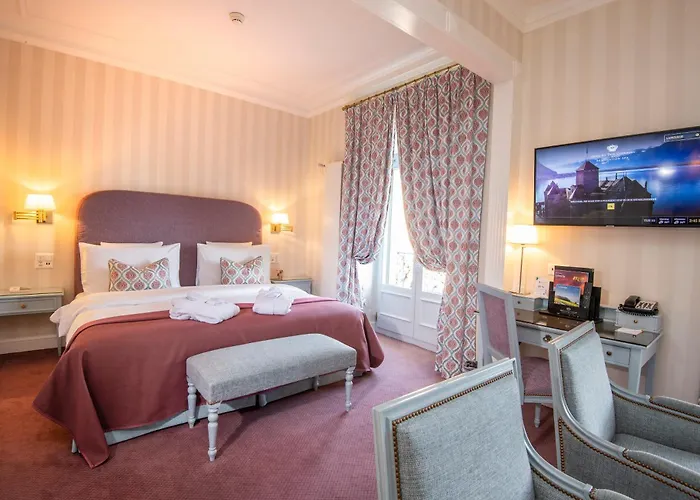 호텔 La Des Trois Couronnes *